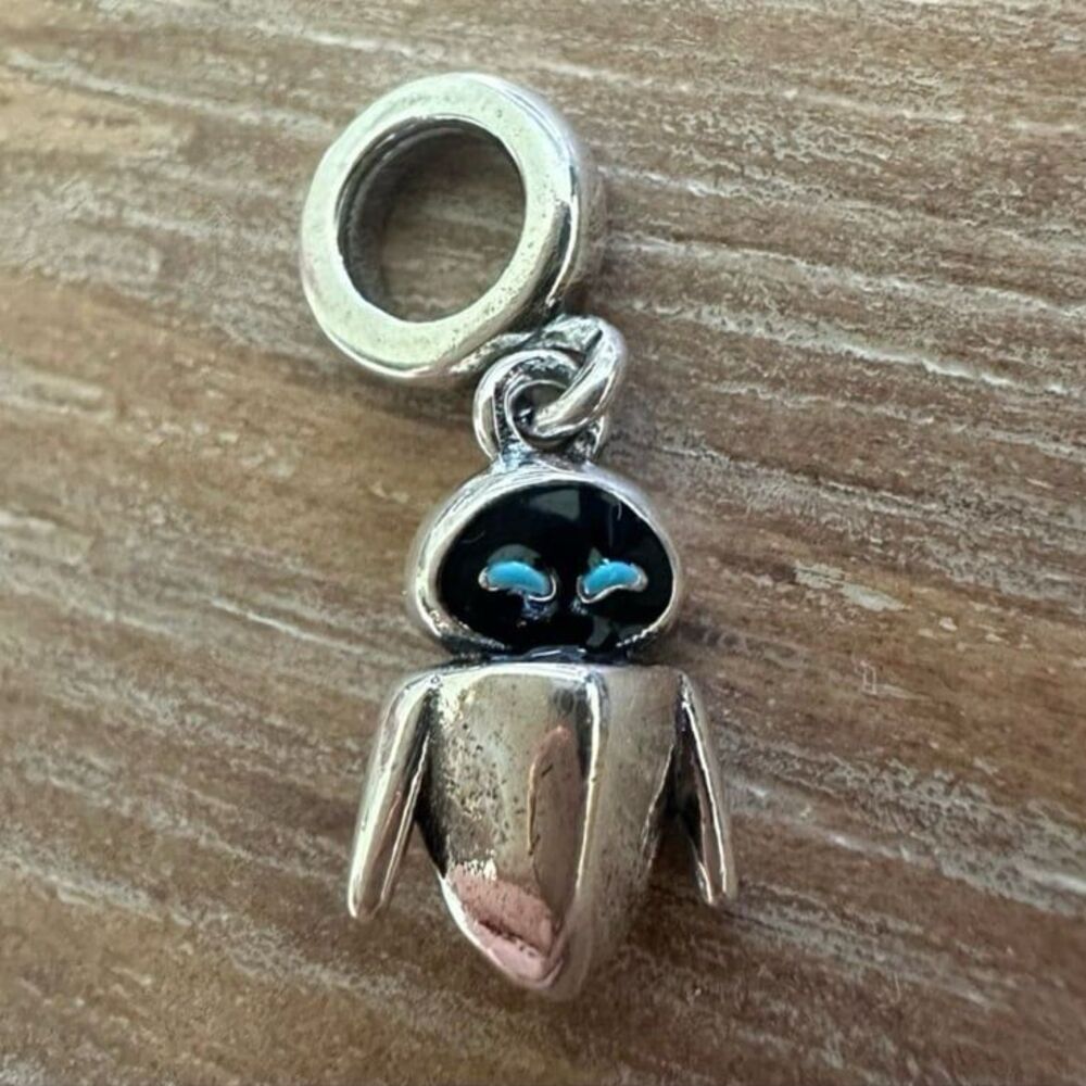 2 NWOT Wall-E & Eva Pixar x Pandora FIT Silver Charms - Picture 5 of 12